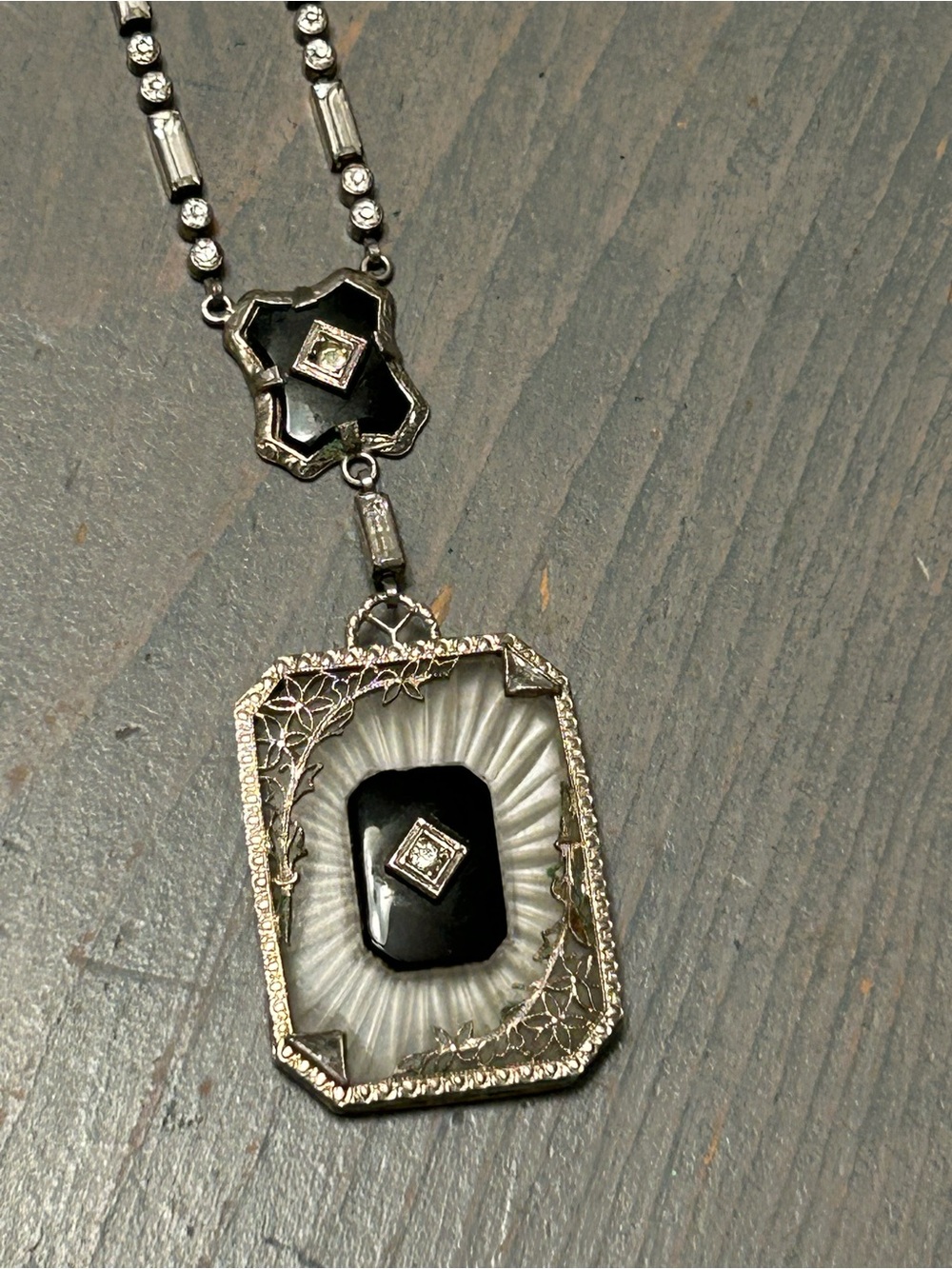 Rare 925 stunning camphor glass necklace ♥️
